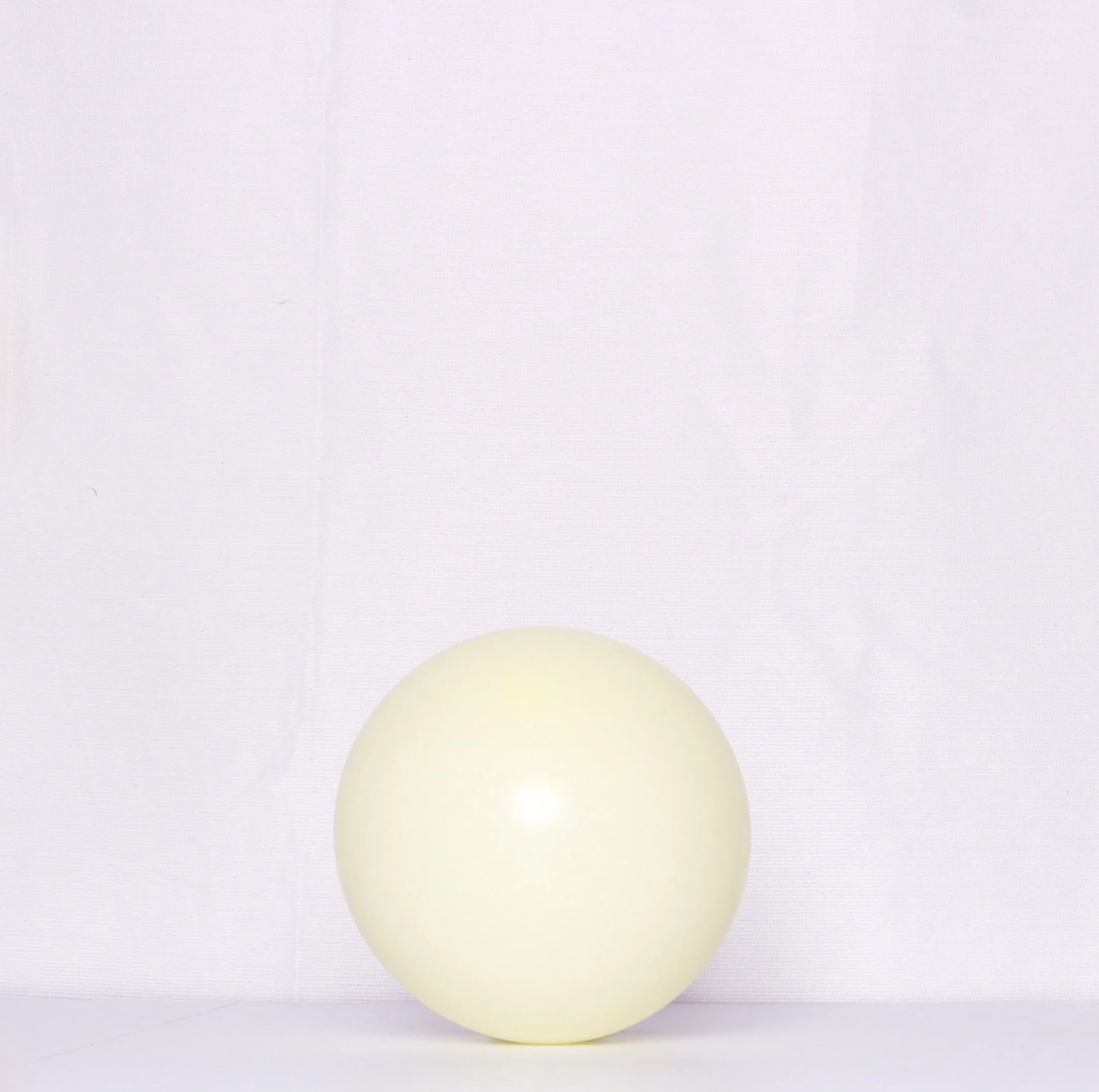 Qualatex Ivory Silk — Pop & Drop